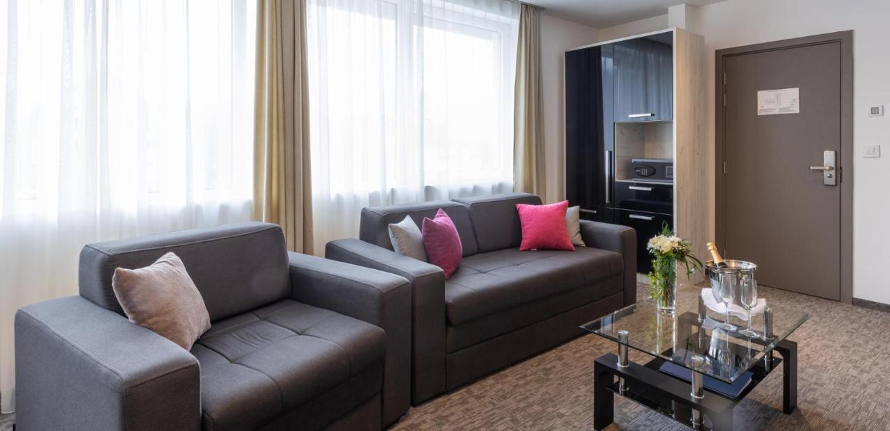 Hotel Fontana Vrnjačka Banja Exteriör bild