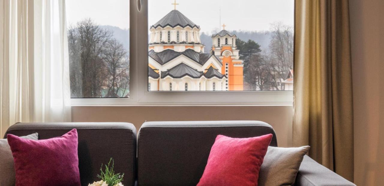 Hotel Fontana Vrnjačka Banja Exteriör bild