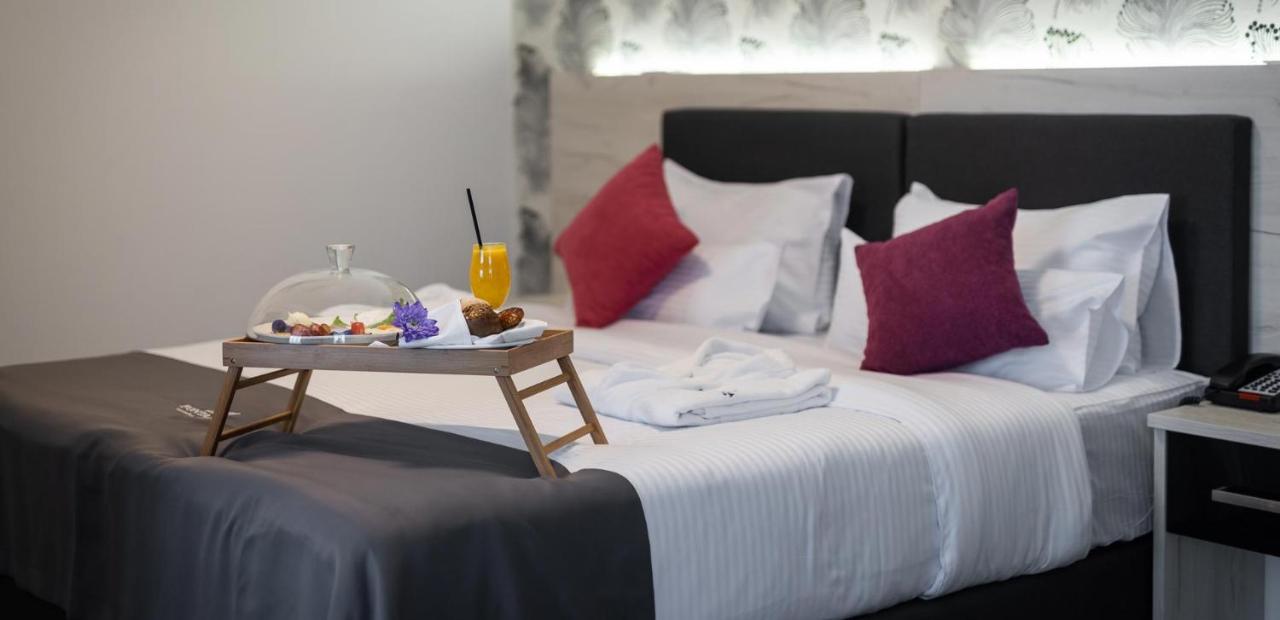Hotel Fontana Vrnjačka Banja Exteriör bild