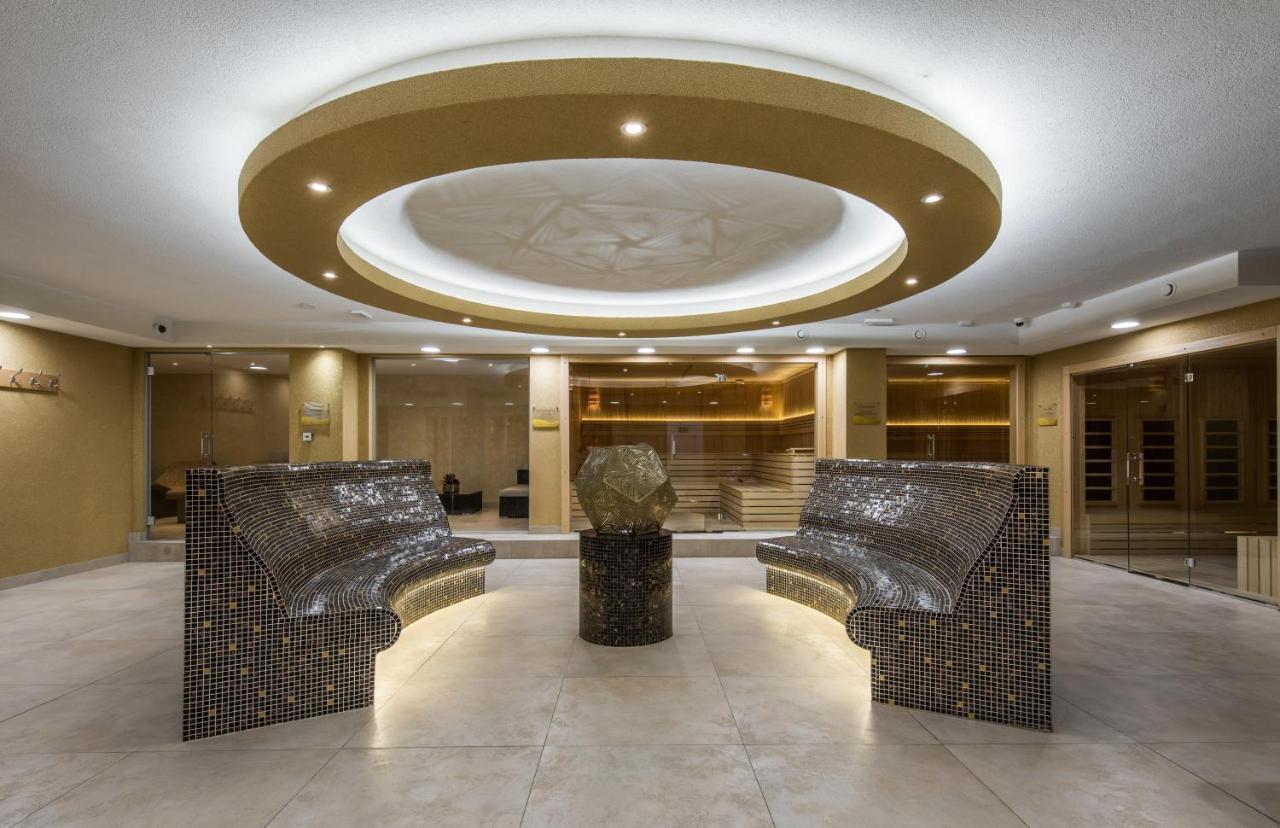 Hotel Fontana Vrnjačka Banja Exteriör bild