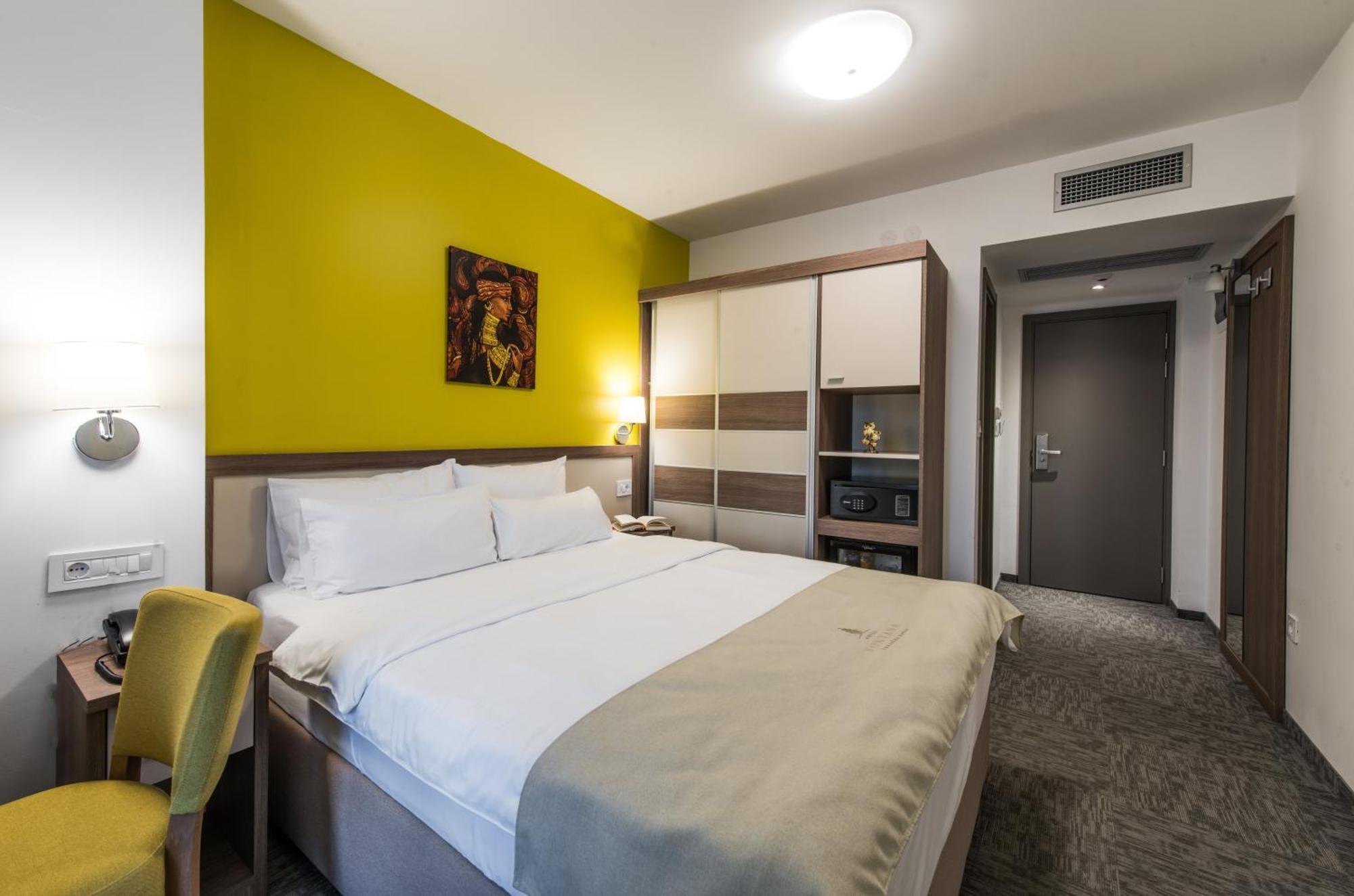 Hotel Fontana Vrnjačka Banja Exteriör bild