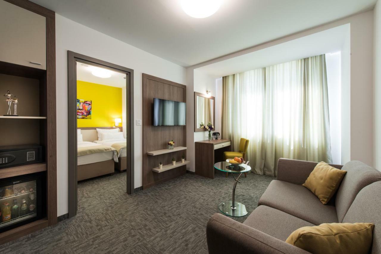 Hotel Fontana Vrnjačka Banja Exteriör bild
